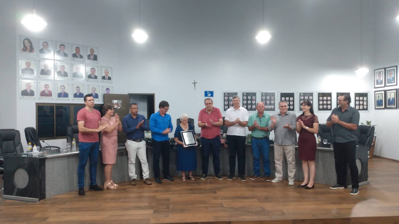 Cerimonial de entrega de Título de Cidadã Honorária